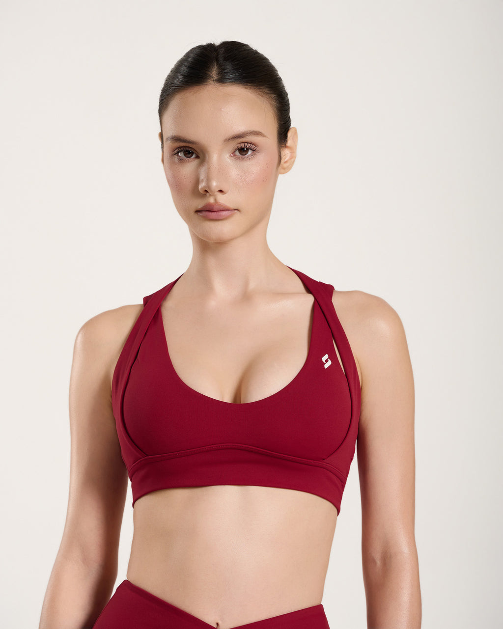 EQL Flow deep-V sports bra — activewear